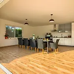 Ferienhaus Mit Privatpool Fuer 12 Personen Ca 200 Qm In Fazana-Surida, Istrien Istrische Riviera