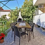 Ferienhaus Fuer 12 Personen Ca 110 Qm In Premantura, Istrien Istrische Riviera