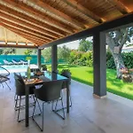 Ferienhaus Mit Privatpool Fuer 8 Personen Ca 160 Qm In Valtura, Istrien Suedkueste Von Istrien