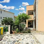 Ferienwohnung Fuer 6 Personen Ca 90 Qm In Fazana, Istrien Istrische Riviera