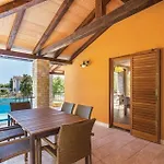 Ferienhaus Mit Privatpool Fuer 6 Personen Ca 111 Qm In Medulin, Istrien Suedkueste Von Istrien