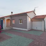 Stunning Home In Pula With 3 Bedrooms, Wifi And Outdoor Swimming Pool