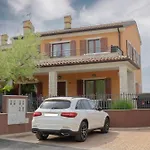 Apartment Enrico - Two Bedroom Apartment With Jacuzzi