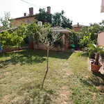 Apartments Maric With Parking
