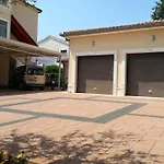 Ulika Rooms & Apartments