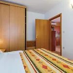 1 Bedroom Beautiful Apartment In Moscenicka Draga