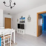 1 Bedroom Gorgeous Apartment In Moscenicka Draga