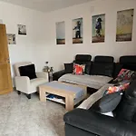 House Melly With Swimming Pool