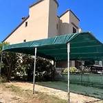 Quiet Apartment-Free Parking