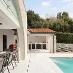 5 Bedroom Lovely Home In Sveta Marina