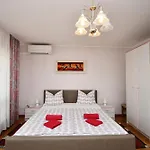 Apartments Ana