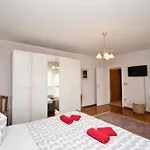 Apartments Ana