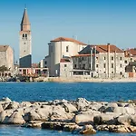 Domus Lauri Palace Resort