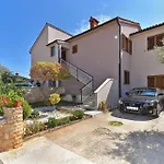 Ferienwohnung Fuer 4 Personen Ca 50 Qm In Fazana, Istrien Istrische Riviera