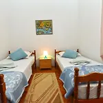 Ferienwohnung Fuer 7 Personen Ca 100 Qm In Fazana, Istrien Istrische Riviera