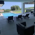 Ferienhaus Mit Privatpool Fuer 10 Personen Ca 250 Qm In Liznjan, Istrien Suedkueste Von Istrien