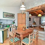 Ferienhaus Fuer 5 Personen Ca 115 Qm In Liznjan, Istrien Suedkueste Von Istrien