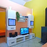 Ferienhaus Fuer 4 Personen Ca 40 Qm In Vodnjan, Istrien Istrische Riviera
