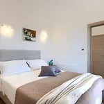 Villa Nirvana