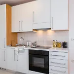 Sunny Apartment Aurora