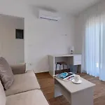 Esmeralda II Comfortable Holiday Residence