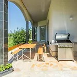 Vista Exclusive Seaview