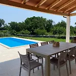 Villa Yucca Istra