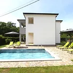 Villa Mares