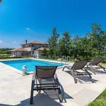 Villa Zorica Comfortable Holiday Residence
