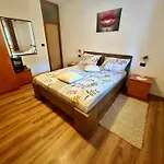 Guest House Casa Mia - Rooms & Apartments