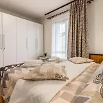 Apartments Vera Savic