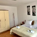 Apartment Adri