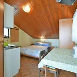 Apartments Ivan 41