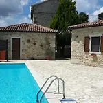 House Lunja