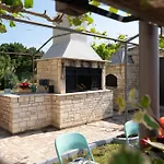 Lento Apartment