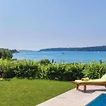 Villa Tesa In Medulin With Sea View