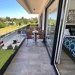 Villa H