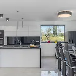 Amazing Holiday Home In Novigrad With Bubble Bath