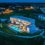 Villa Lumi