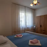 Irena'S Place A2
