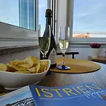 Apartment Neven Rovinj Parking Place