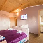 Villa Noina Arka, A Charming Villa With A Pool Surrounded By Nature