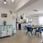 Poli Stare Nuoni