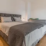 Apartment Valter Medulin