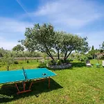 1 Bedroom Awesome Home In Peroj