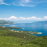 Villa Anatai