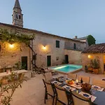 Rustic Villa San Vincenti