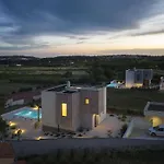Beautiful Villa With Private Swimming Pool