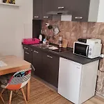 Guest House Zona