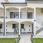2 Bedroom Lovely Apartment In Nova Vas